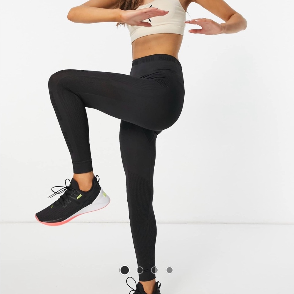 Puma evoKNIT Black Seamless Leggings. Lightweight and Form-fitting. Size S/P